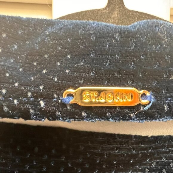 ST. JOHN SPORT by Marie Gray Velour Jacket Size Medium Blue, Light Blue Lining - Picture 6 of 7